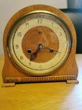 Vintage Smiths Enfield Mantel