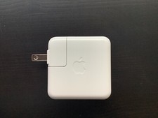 Apple iPod Power Adapter A1070 - US / USA plug only - Brand new condition