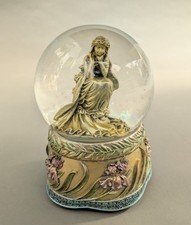 Past Times Mucha Style Musical