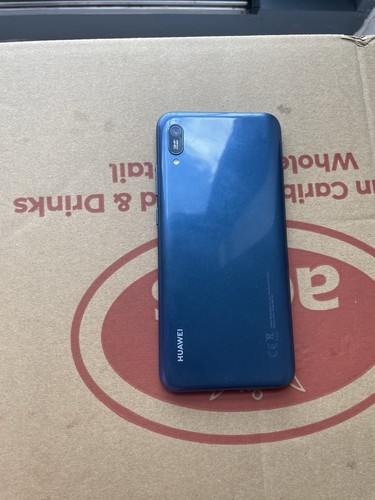 Huawei 2019 smartphone - y6,