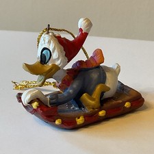 Disney Hanging Donald Duck On