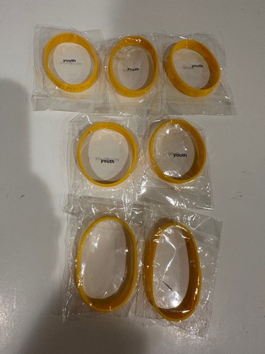 Livestrong yellow silicone - livestrong,