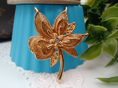 Vintage brooch for - , women