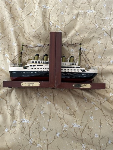 Titanic wooden bookends - titanic,