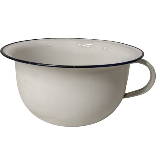 Vintage white enamel chamber - white,