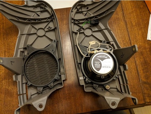 Rear speaker adapter - rear,