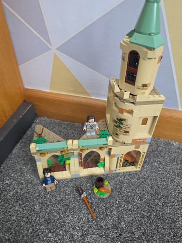 Lego 76401 hogwarts courtyard - lego,