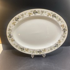 Royal Doulton Larchmont Large