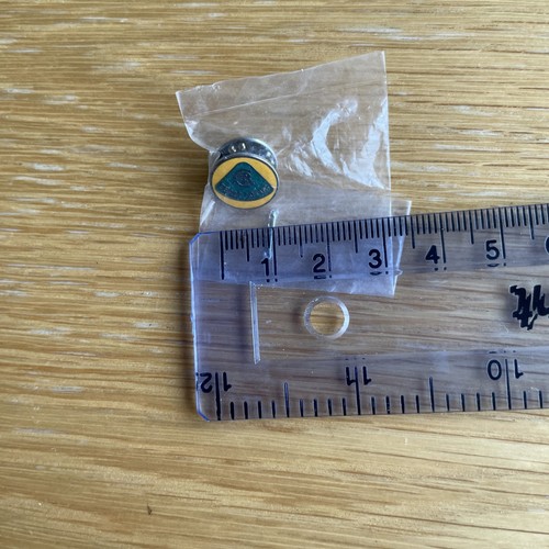 Vintage lotus pin - vintage, badge.