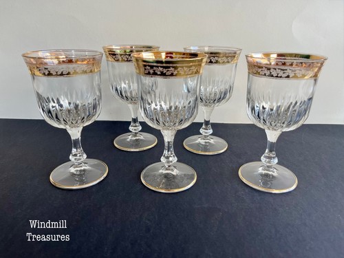 Red wine glasses gold - wine,