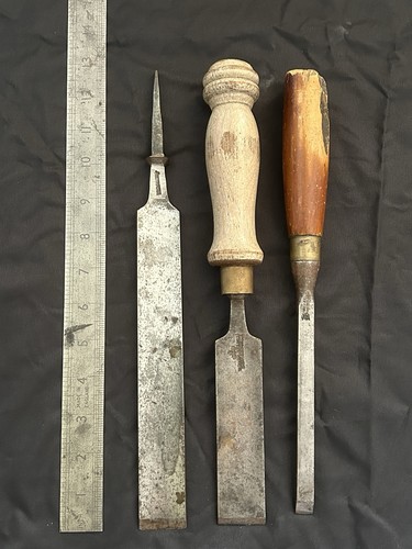 Vintage chisels 2x - 3x, by