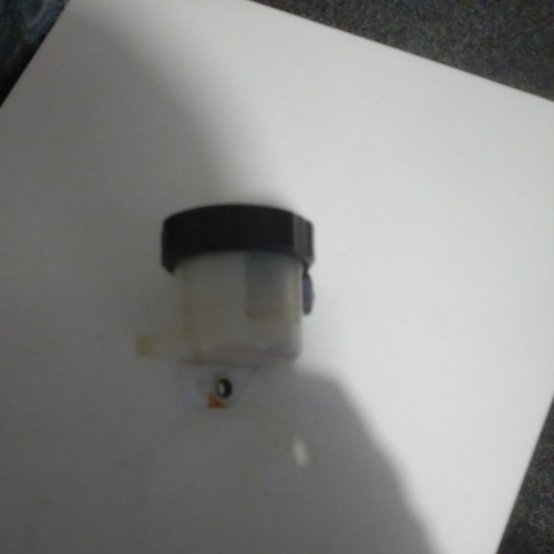 Front brake oil - front, reservoir