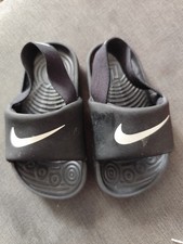Boys Nike Sliders/Sandals Size