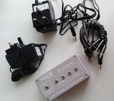 Philip Harris Educational SM Junction Box 2 SM German Power Supplies 9VDc 180mA