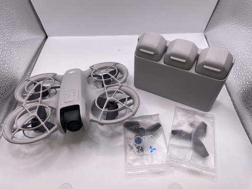Dji neo three - dji, combo