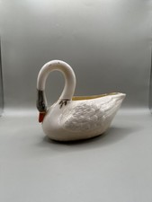 FINE BELLEEK PORCELAIN SWAN 