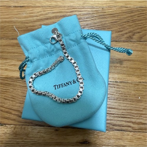 Tiffany signed 925 - &,
