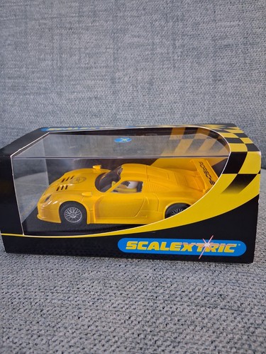 Scalextric c2449 porsche - porsche, gt1