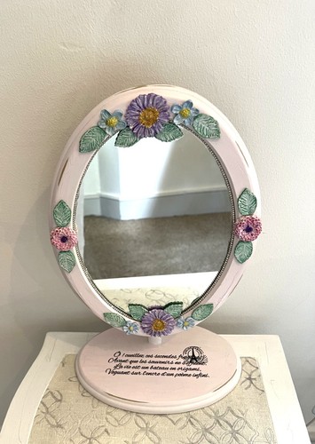 Vintage style oval - style, tabletop