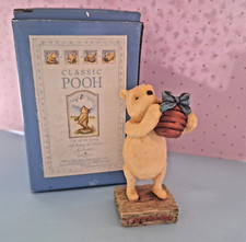 Disney Border Fine Arts -  Classic Pooh (2006)  - Congratulations Figurine A8095