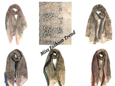 Women's Totem Pattern Print