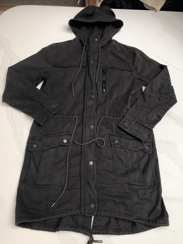 Abercrombie fitch fishtail - &,