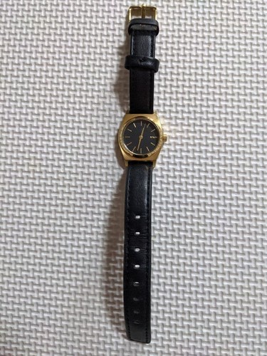 Nixon small time - nixon,