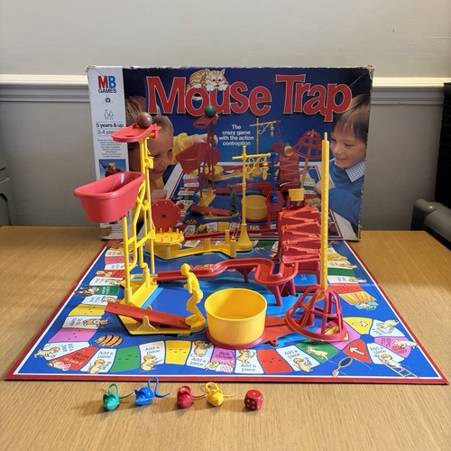 Mouse trap board game - trap,