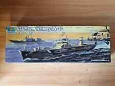 TRUMPETER 05718 USS MOUNT WHITNEY LCC-20 2004 1/700 Model Ship Kit
