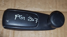06-14 PEUGEOT 207 VERVE 1.4 PETROL DRIVER OR PASSENGER REAR WINDOW WINDER HANDLE