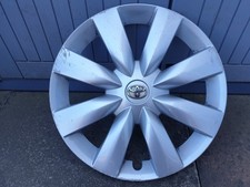Toyota avensis wheel trim - toyota,