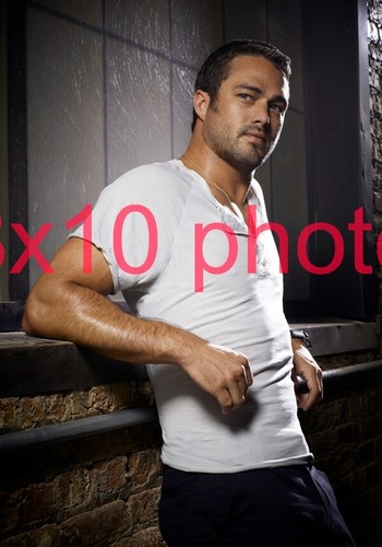 Taylor kinney 114 chicago - taylor,