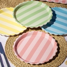 Set of 4 Melamine Scalloped