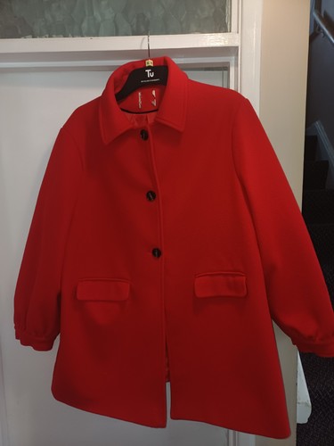 Red coat size - tu,