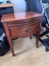 Willis And Gambier bedside