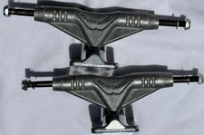 Vintage Gullwing Trucks 8.5"