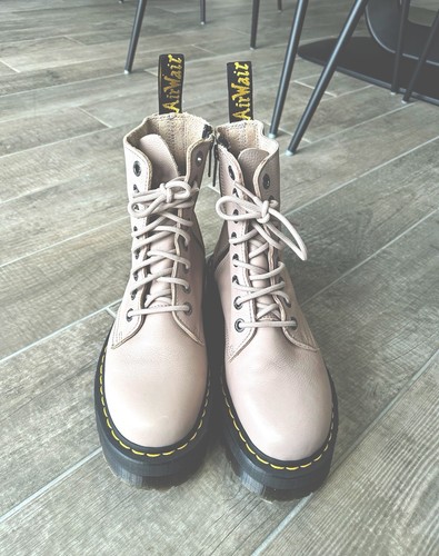 Martens beige leather zip - dr.,