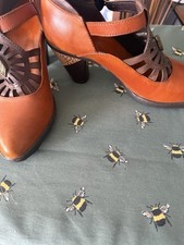 Light In The Box Brown T Bar Heels Size 4