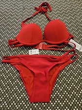 Boux Avenue Red Piller Box