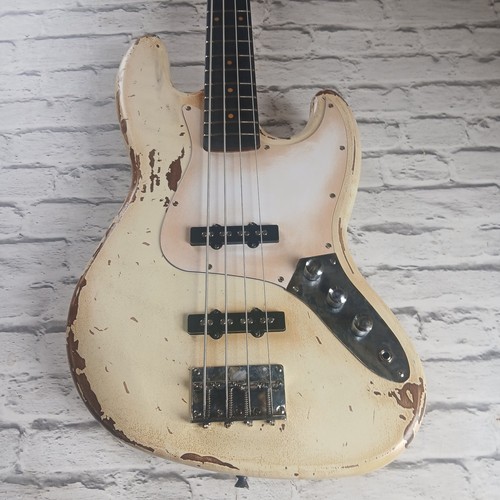 Custom relic jazz bass - custom,