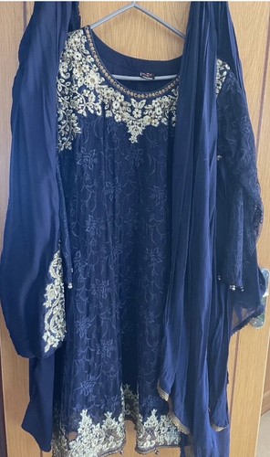 Pakistani partywear - pakistani,
