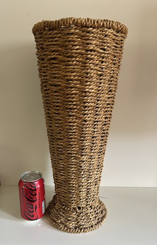 Tall woven floor vase seagrass - tall,