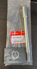 Honda XR250 XR350 XR500 XR600 1983-04 Oem Front Spindal Axle 44301-KBR-000