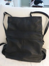 GAP leather shoulder bag ex cond
