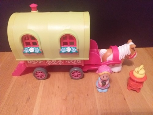 Happyland roaming caravan - happyland,