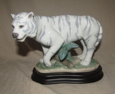 Lladro The Tiger Figurine 01008465 The Snow Tiger Zodiac Figurine # 8465