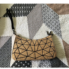 Beige black geometric makeup - beige/black,