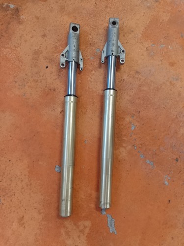Ducati supersport front - front, forks