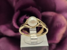 Vintage 9ct Yellow Gold Pearl Solitaire Dress Ring. Size R