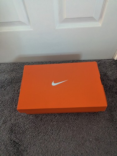 Empty nike shoe - nike,